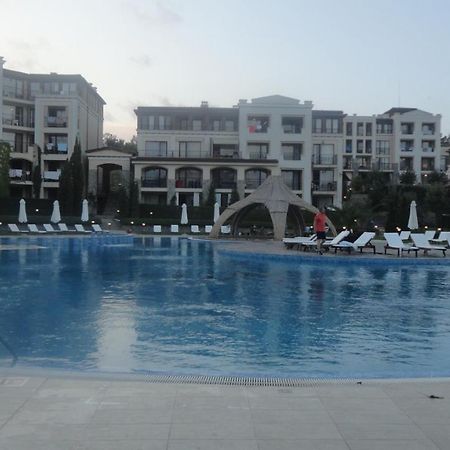 Apartment In Green Beach Resort Kavatsi 索佐波尔 外观 照片
